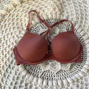 Add two cups Victoria’s Secret plunge bra